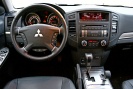 3766-b-mitsubishi_pajero_2007_radio-nahled3.jpg