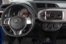 2360-s-toyota_yaris_radio_2012_v-nahled3.jpg